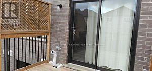 Photo 11 of 87 135 Hardcastle Drive, Cambridge ON