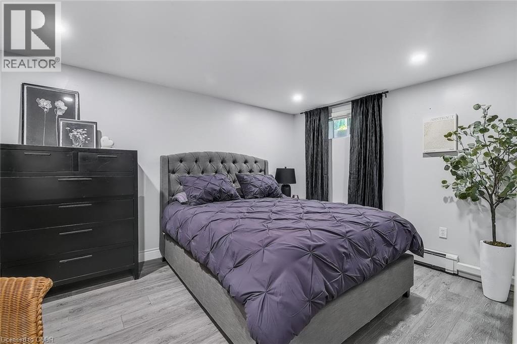 Photo 28 of 620 North Street, Cambridge ON