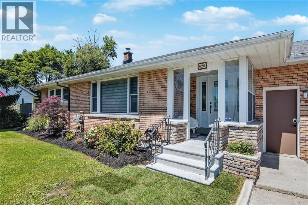 Photo 11 of 620 North Street, Cambridge ON