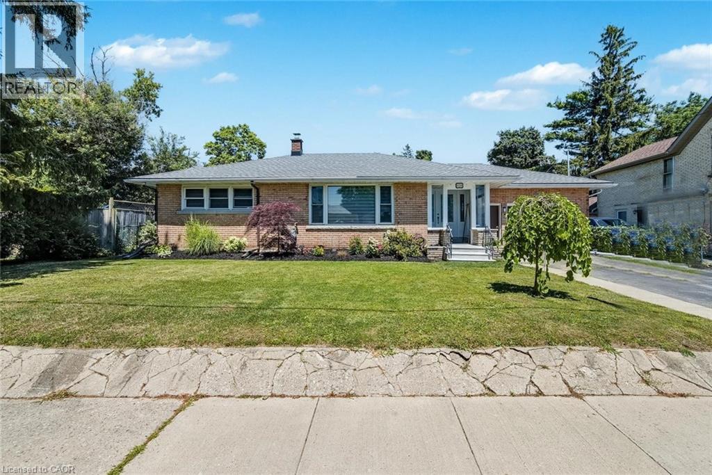 Photo 15 of 620 North Street, Cambridge ON