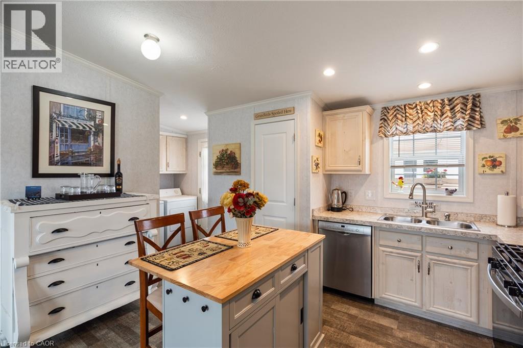 Photo 8 of 22 Copper Beech Drive, Nanticoke ON
