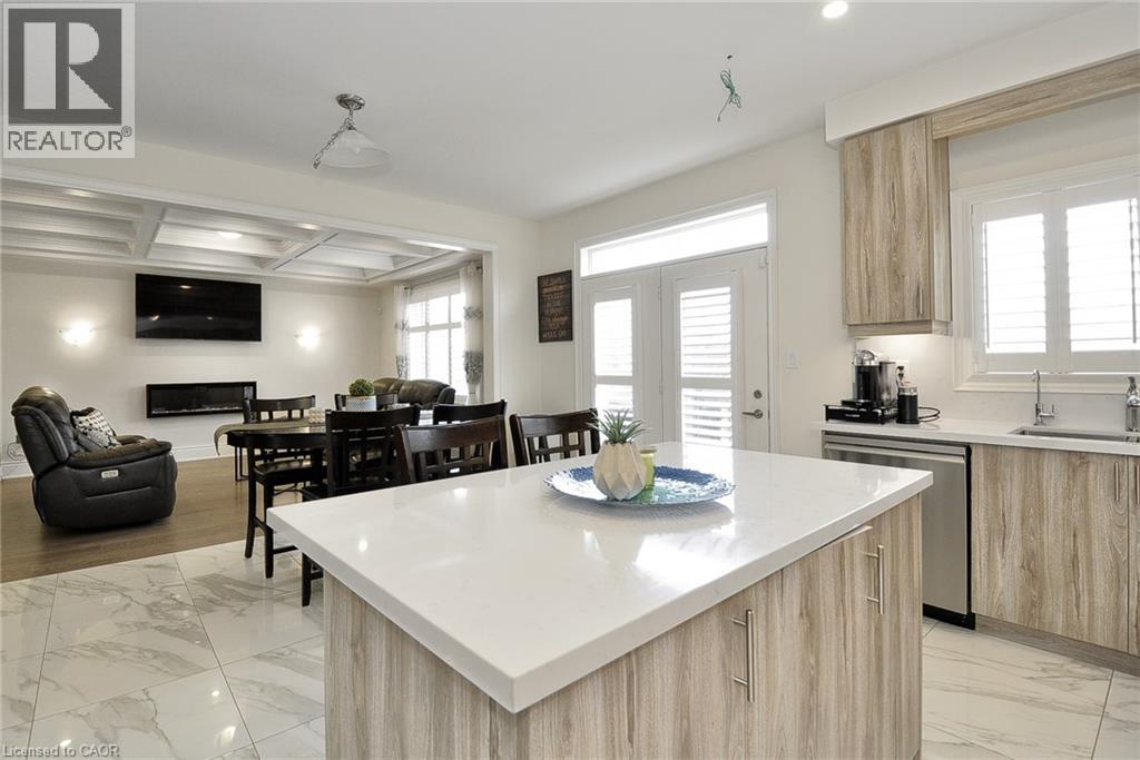 Photo 25 of 81 Attwater Drive, Cambridge ON