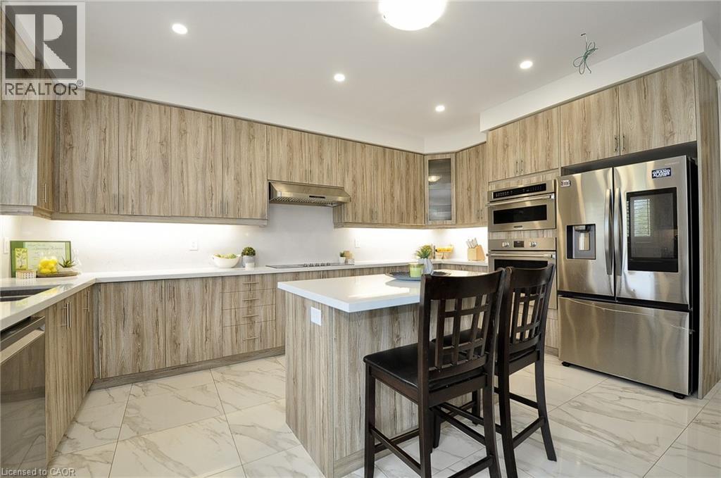 Photo 23 of 81 Attwater Drive, Cambridge ON