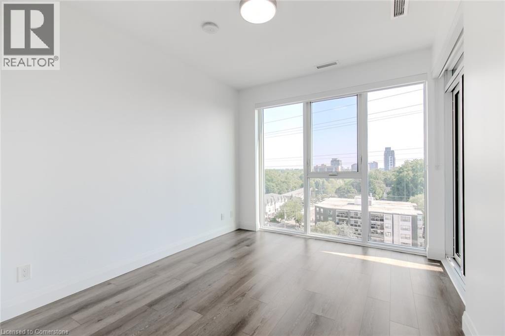 Photo 2 of 500 Brock Avenue Unit 906, Burlington ON