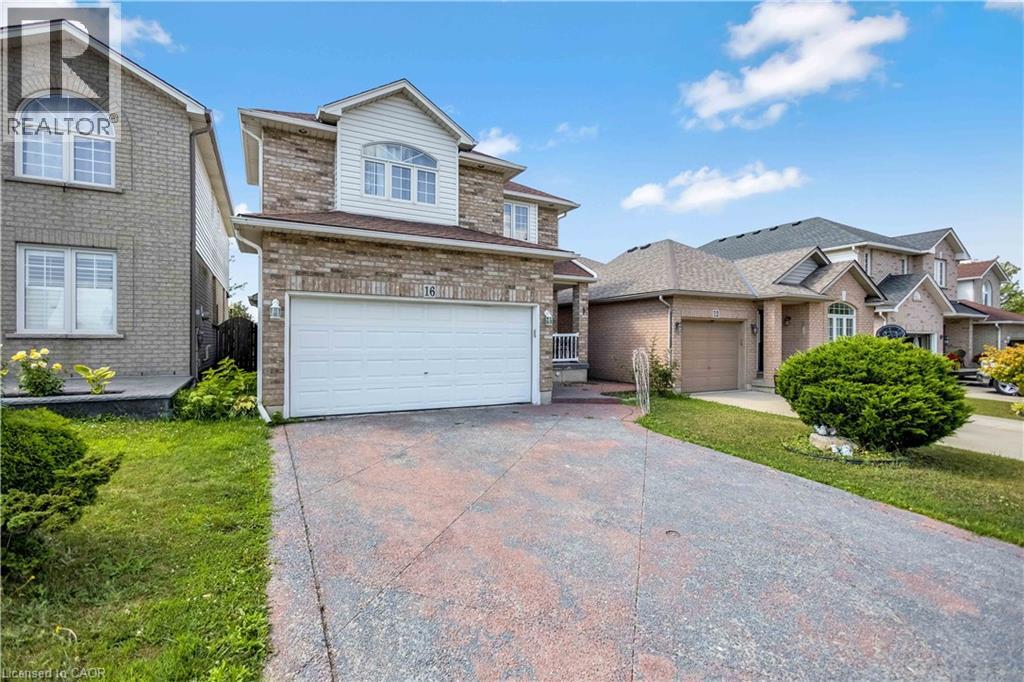 Photo 3 of 16 Jessica Street, Hamilton ON