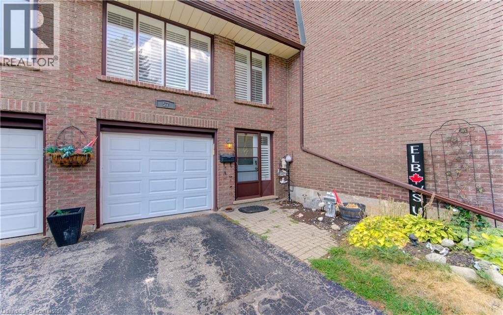 Photo 18 of 49 Cedarwoods Crescent Unit 57, Kitchener ON