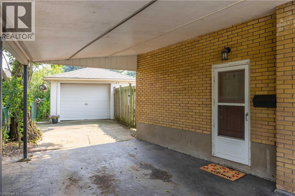 Photo 4 of 6000 Mayfair Drive, Niagara Falls ON