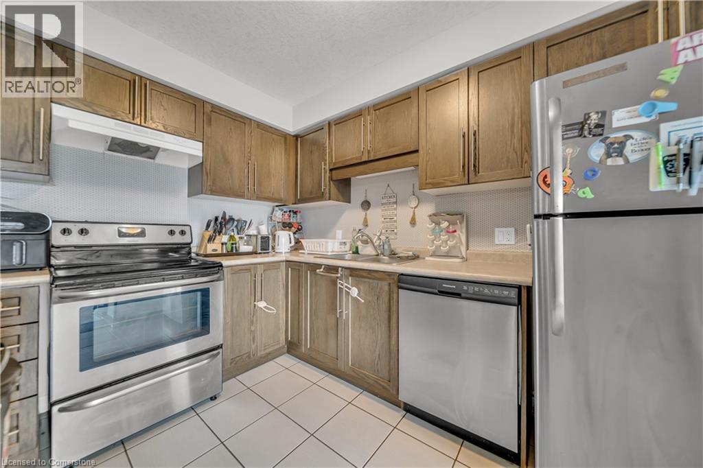 Photo 7 of 1450 Caen Avenue, Woodstock ON