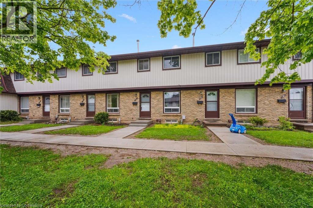Photo 2 of 210 Glamis Road Unit 6, Cambridge ON