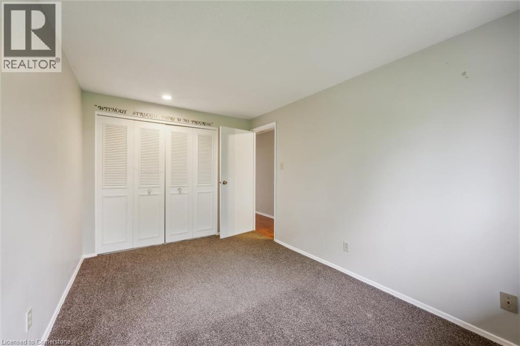Photo 23 of 210 Glamis Road Unit 6, Cambridge ON