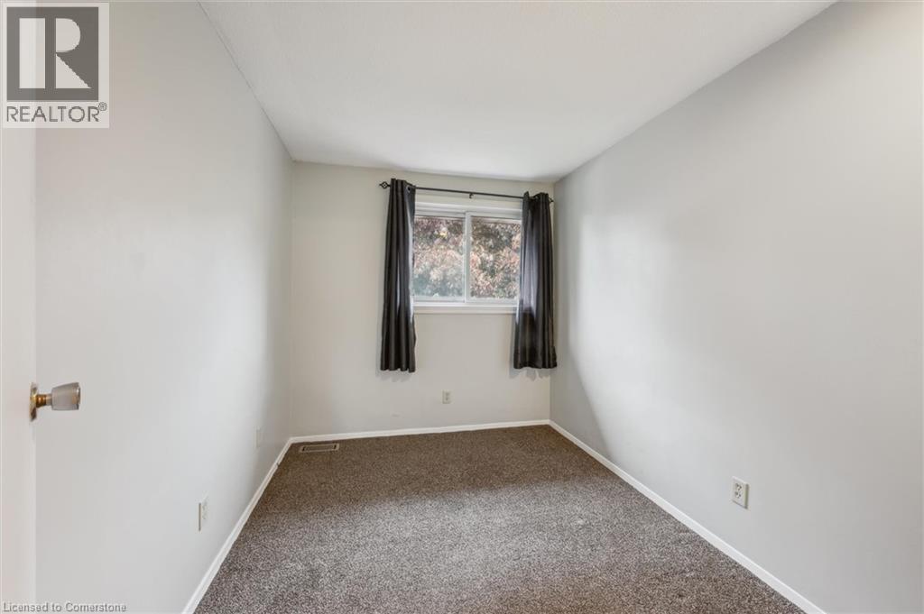 Photo 25 of 210 Glamis Road Unit 6, Cambridge ON