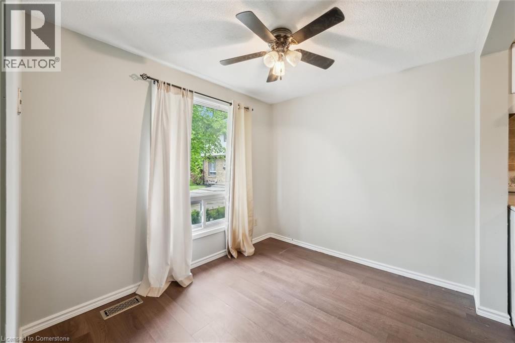 Photo 19 of 210 Glamis Road Unit 6, Cambridge ON