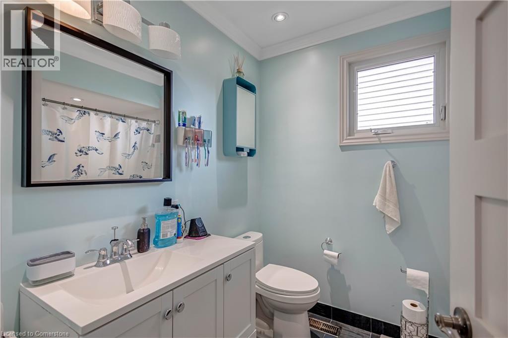 Photo 19 of 18 Rosewell Street, Hamilton ON