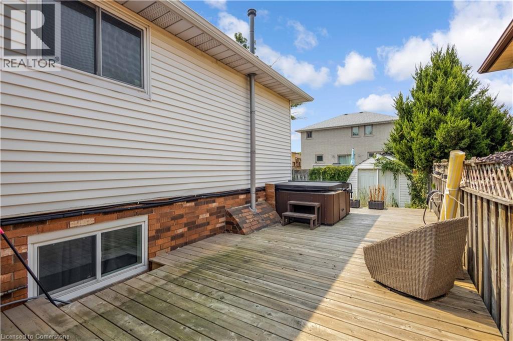 Photo 48 of 18 Rosewell Street, Hamilton ON