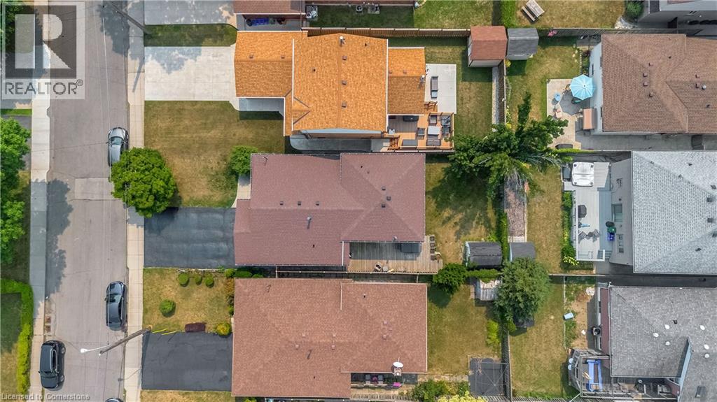 Photo 32 of 18 Rosewell Street, Hamilton ON