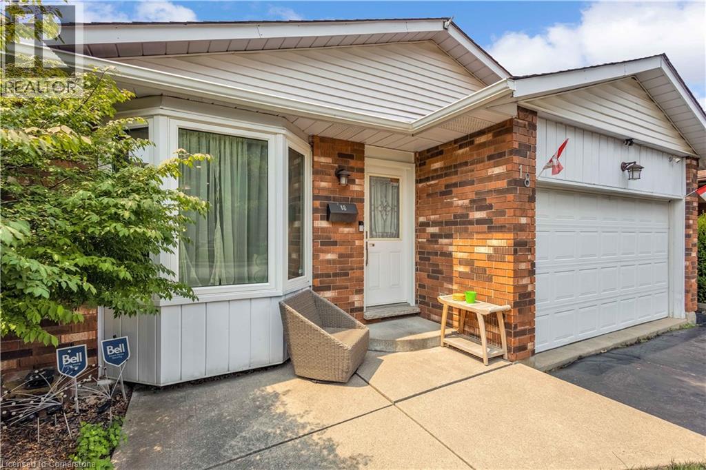 Photo 8 of 18 Rosewell Street, Hamilton ON