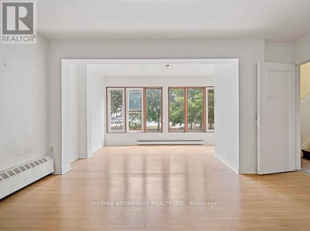 Photo 32 of 106 Hubbard Boulevard, Toronto ON