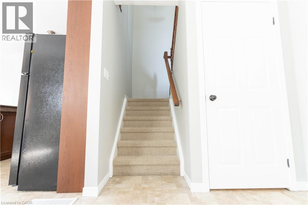 Photo 22 of 1319 Countrystone Drive, Kitchener ON