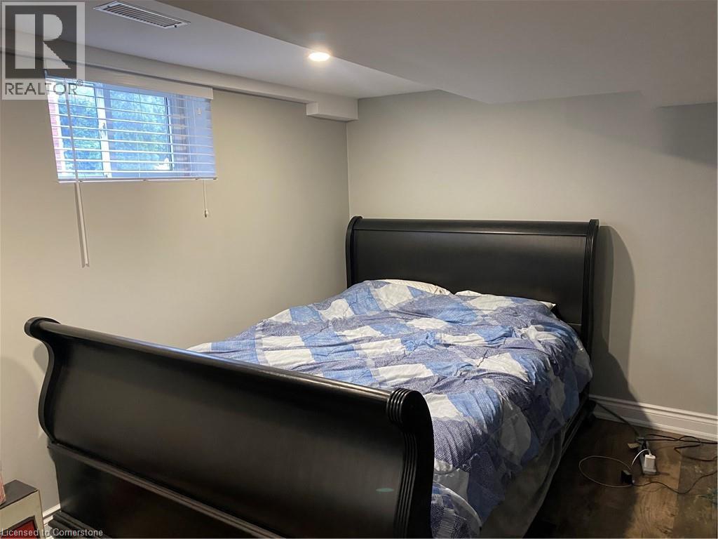 Photo 7 of 46 Cameron Avenue S Unit Lower, Hamilton ON