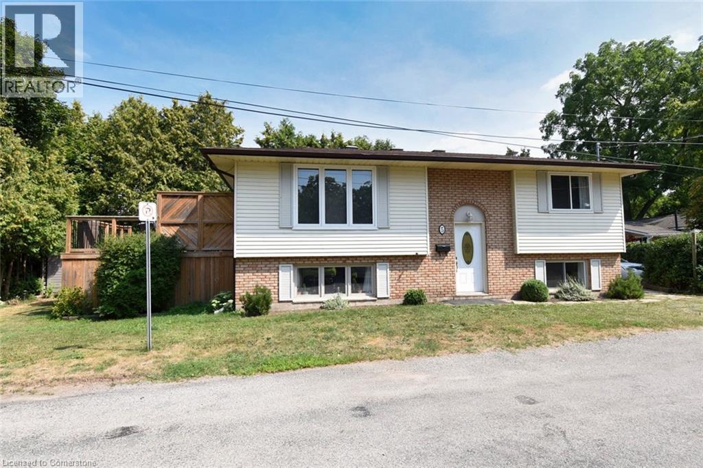 Photo 20 of 5 7th Street, Grimsby ON