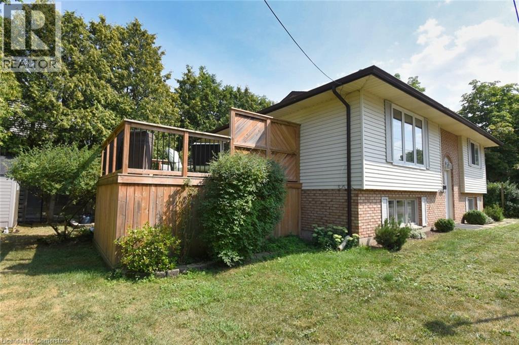 Photo 23 of 5 7th Street, Grimsby ON