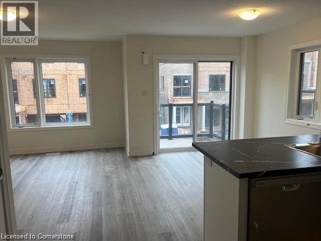 Photo 2 of 17 Dryden Lane Unit 88, Hamilton ON