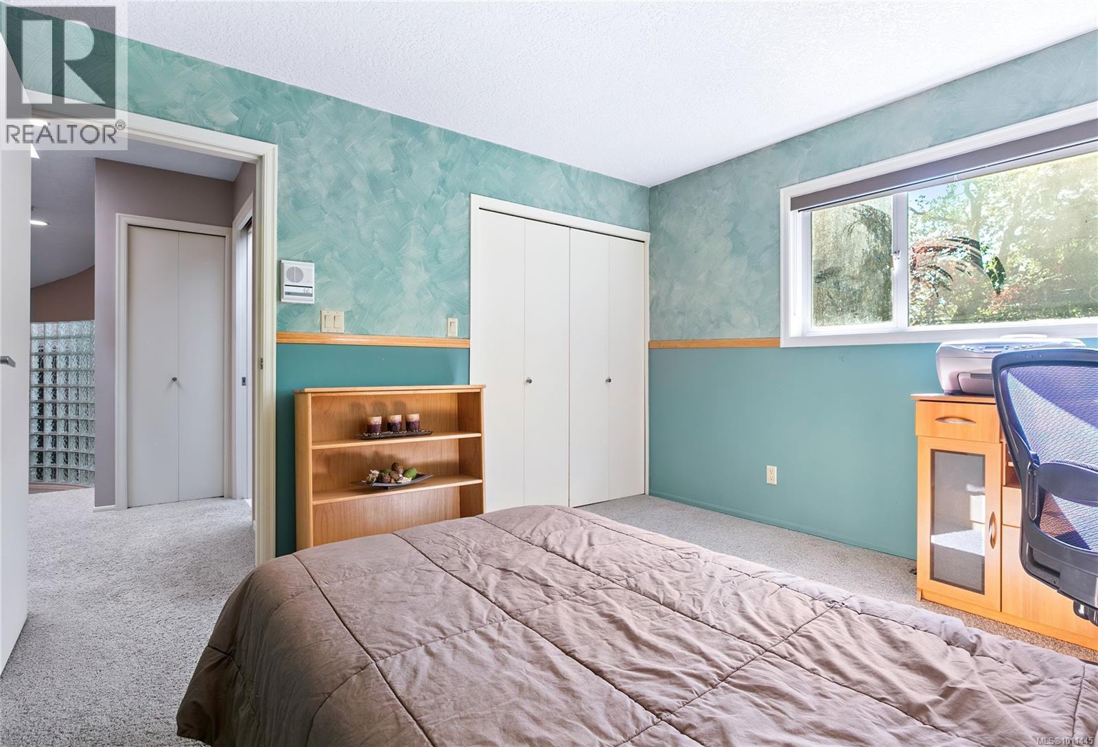 Photo 57 of 8152 Woodwyn Terr, Central Saanich BC