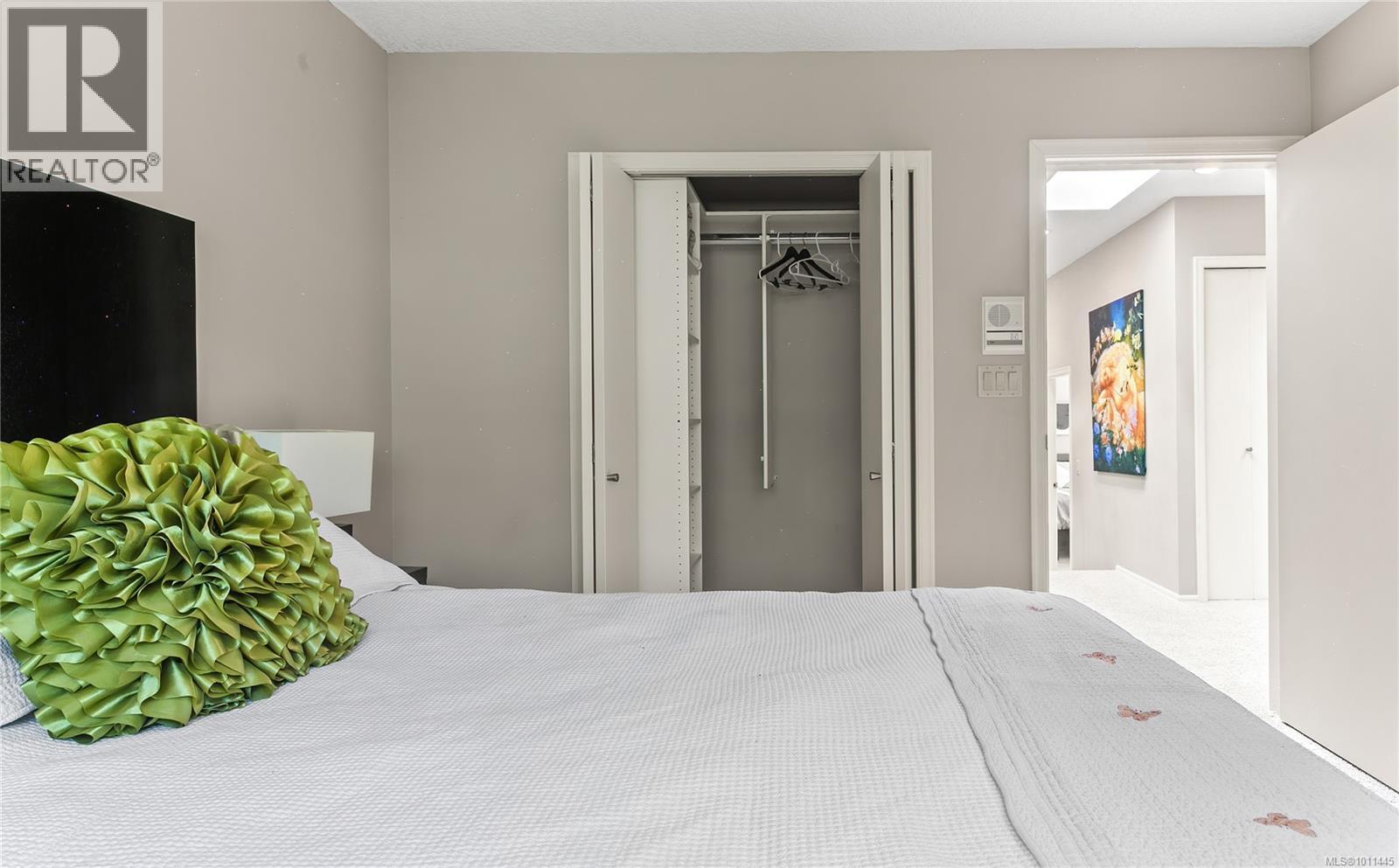 Photo 58 of 8152 Woodwyn Terr, Central Saanich BC
