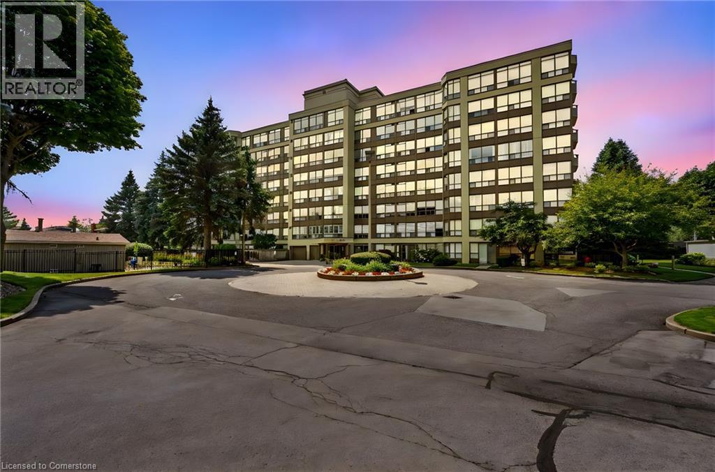 Photo 2 of 5100 Dorchester Road Unit 704, Niagara Falls ON