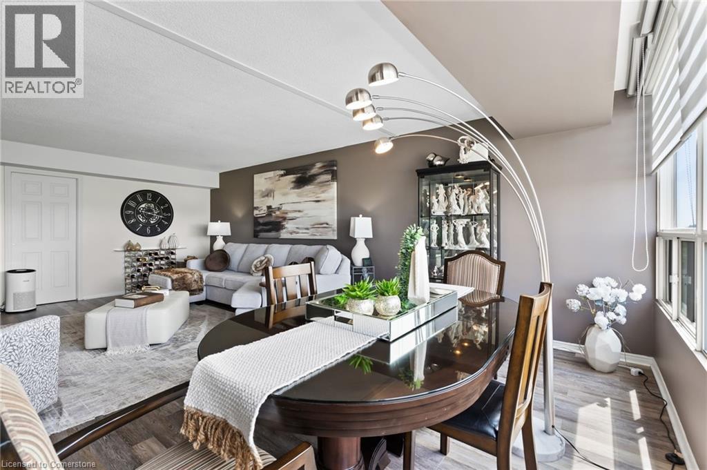 Photo 6 of 5100 Dorchester Road Unit 704, Niagara Falls ON