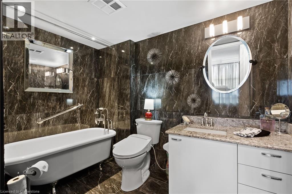 Photo 8 of 5100 Dorchester Road Unit 704, Niagara Falls ON