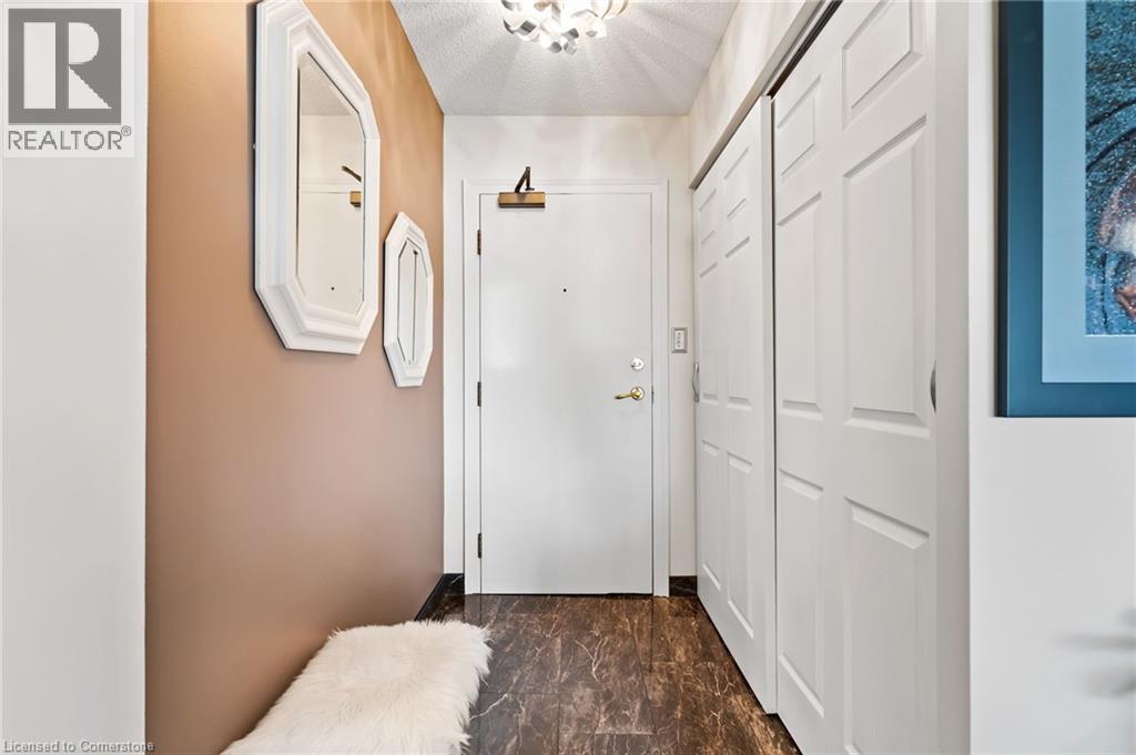 Photo 3 of 5100 Dorchester Road Unit 704, Niagara Falls ON
