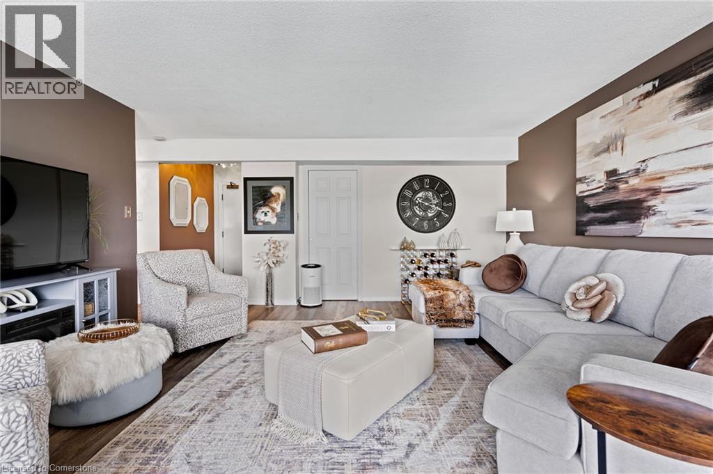 Photo 4 of 5100 Dorchester Road Unit 704, Niagara Falls ON
