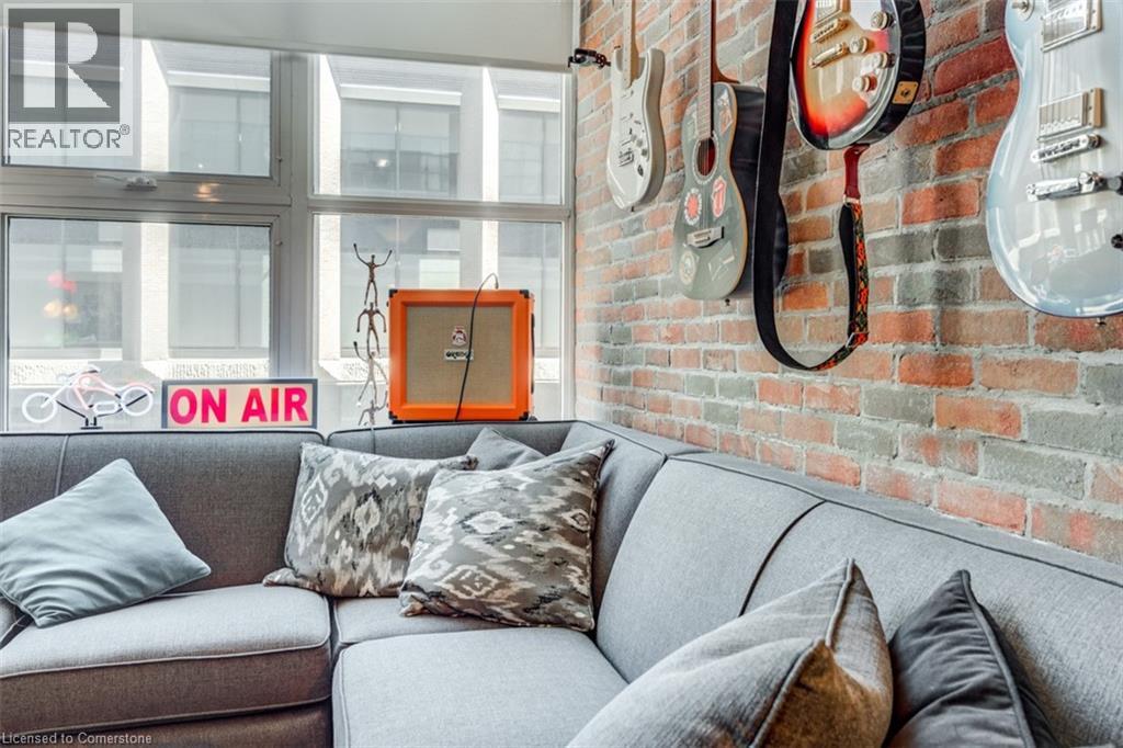 Photo 7 of 155 Dalhousie Street Unit 826, Toronto ON
