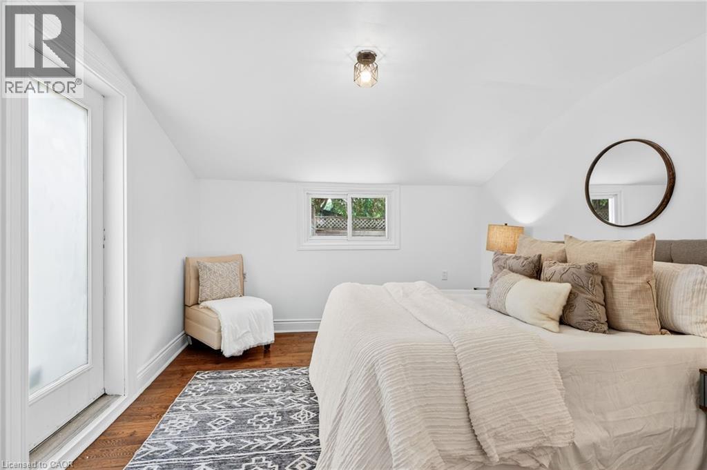 Photo 15 of 71 Brock Street, Brantford ON