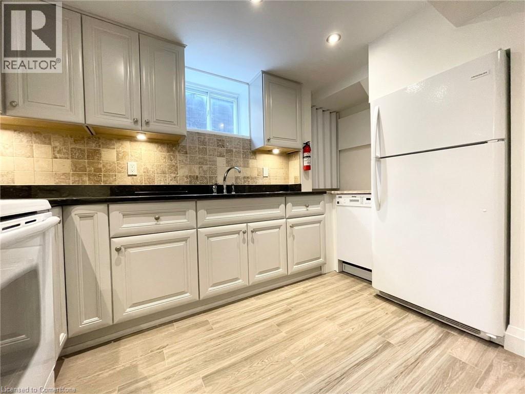Photo 9 of 38 Warren Avenue, Hamilton ON