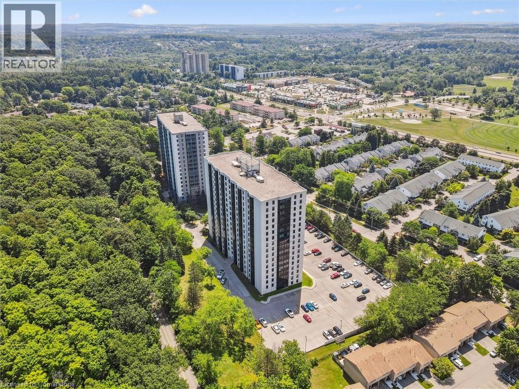 Photo 39 of 35 Green Valley Drive Unit 402, Kitchener ON