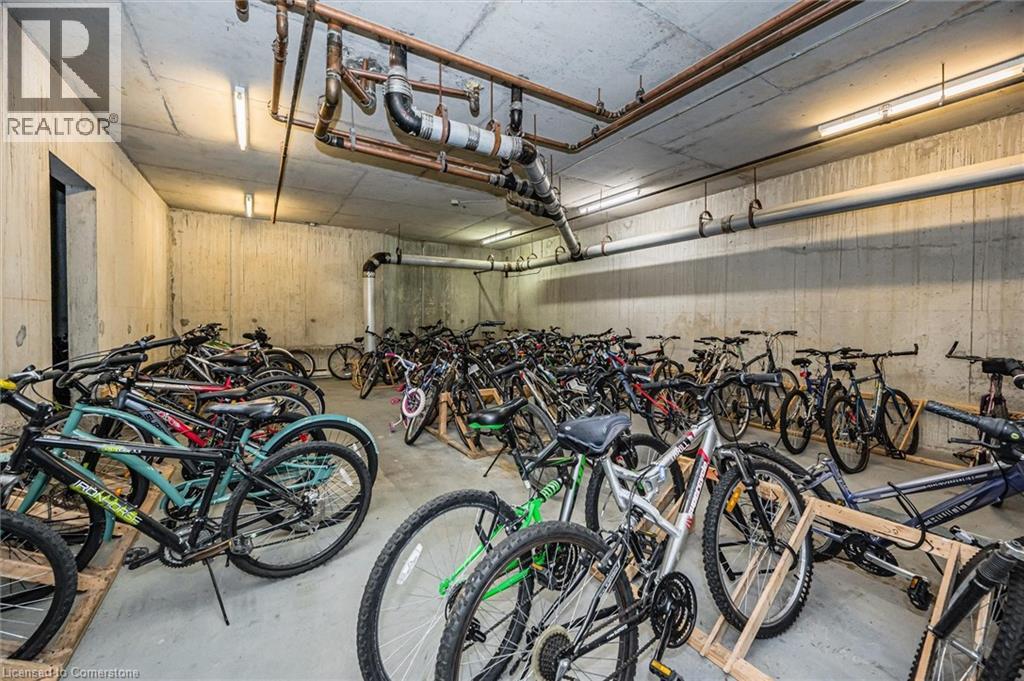 Photo 13 of 35 Green Valley Drive Unit 402, Kitchener ON