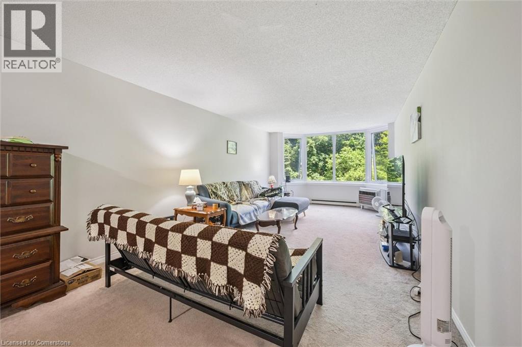 Photo 9 of 35 Green Valley Drive Unit 402, Kitchener ON