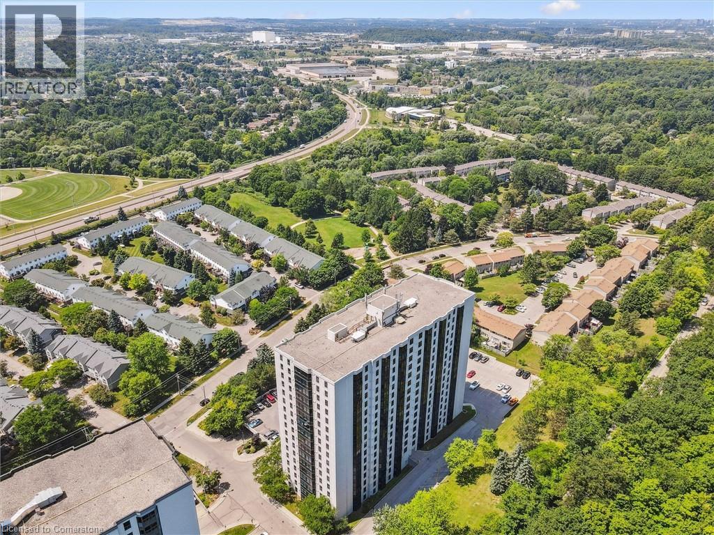 Photo 25 of 35 Green Valley Drive Unit 402, Kitchener ON
