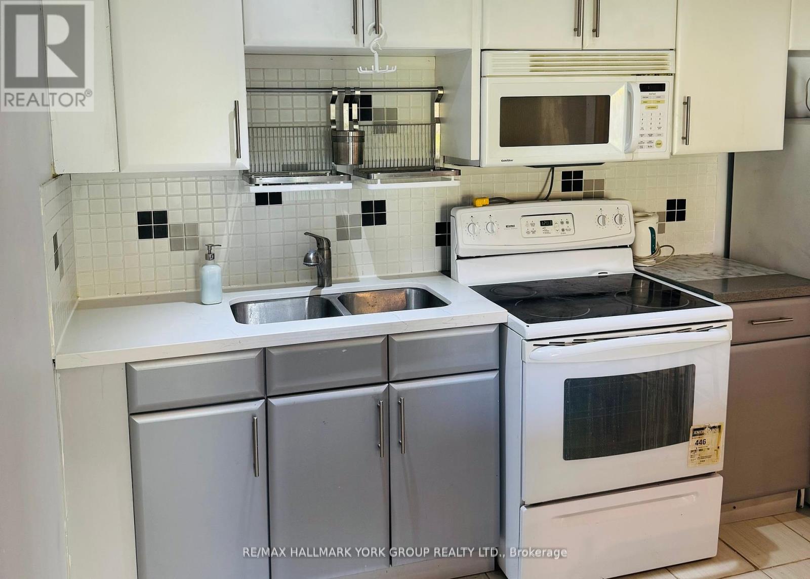 Photo 9 of Lower 9 Micmac Crescent, Toronto ON