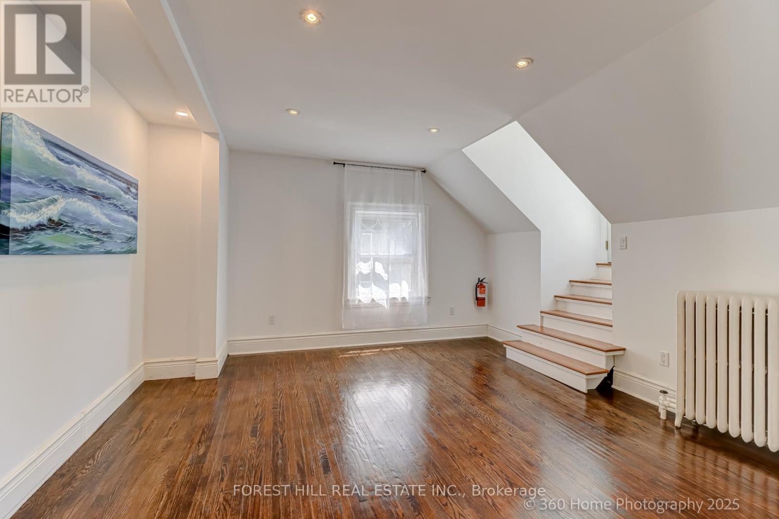 Photo 31 of 379 Huron Street, Toronto ON
