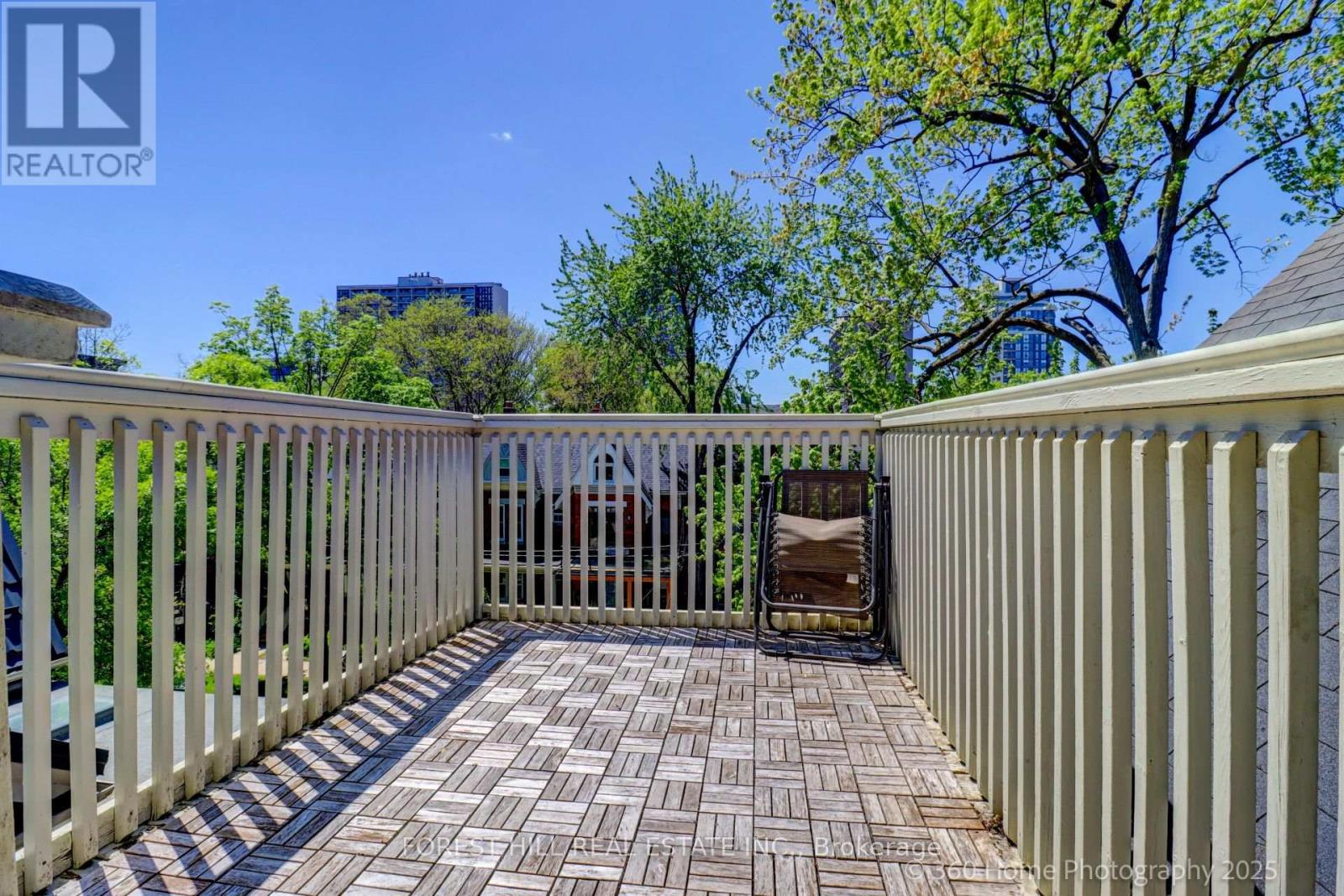 Photo 34 of 379 Huron Street, Toronto ON