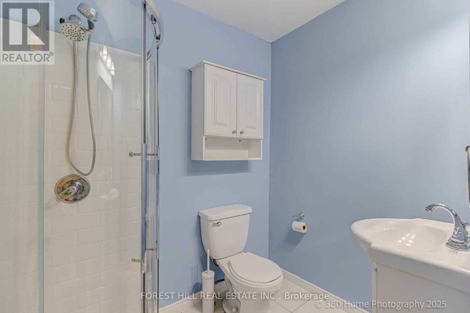 Photo 23 of 379 Huron Street, Toronto ON