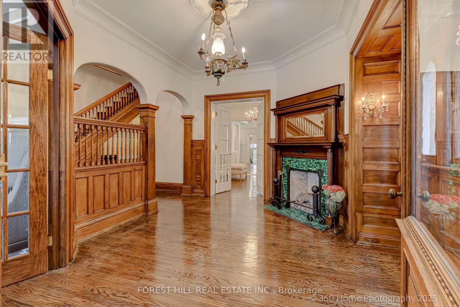Photo 27 of 379 Huron Street, Toronto ON