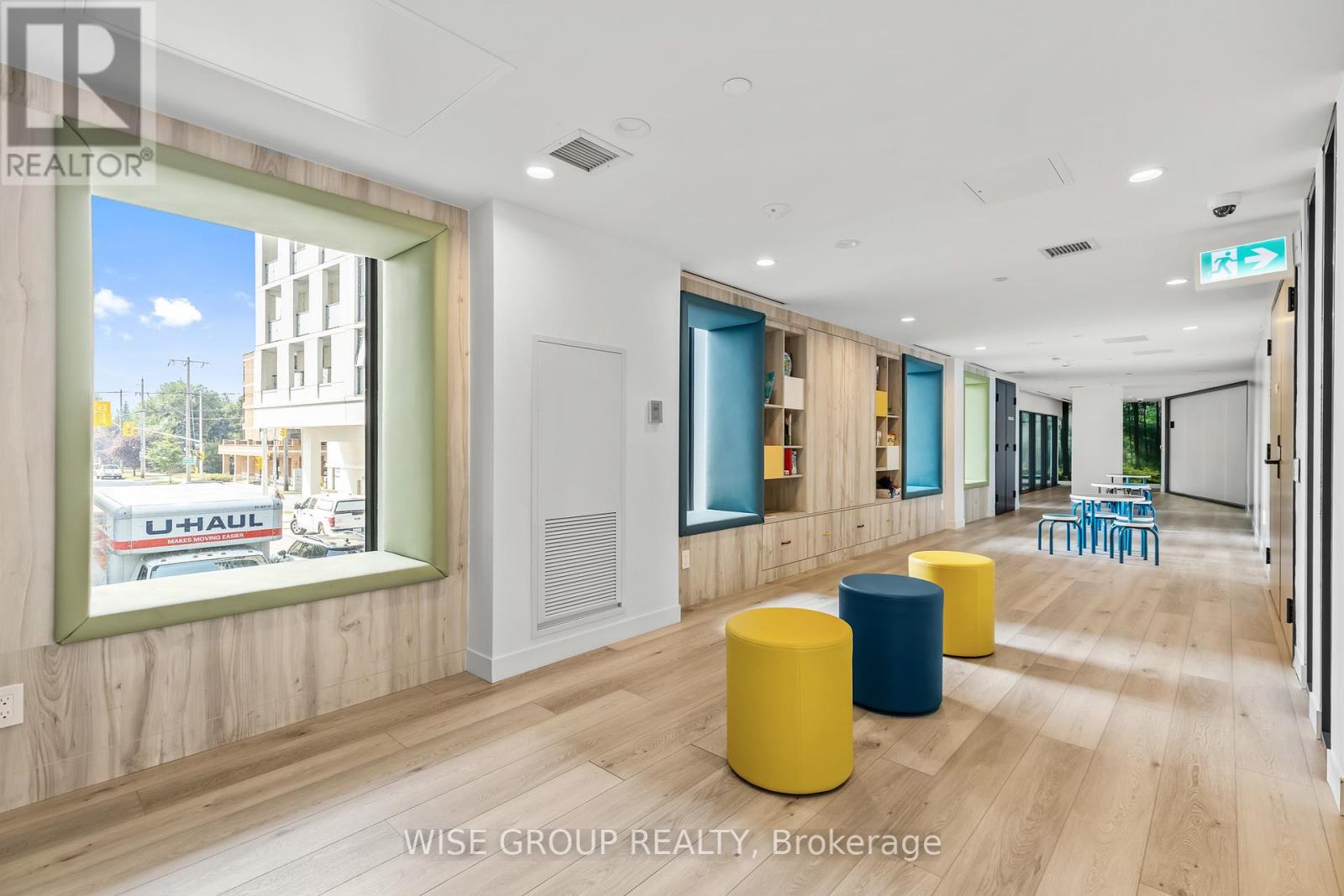 Photo 3 of 607 500 Wilson Avenue, Toronto ON