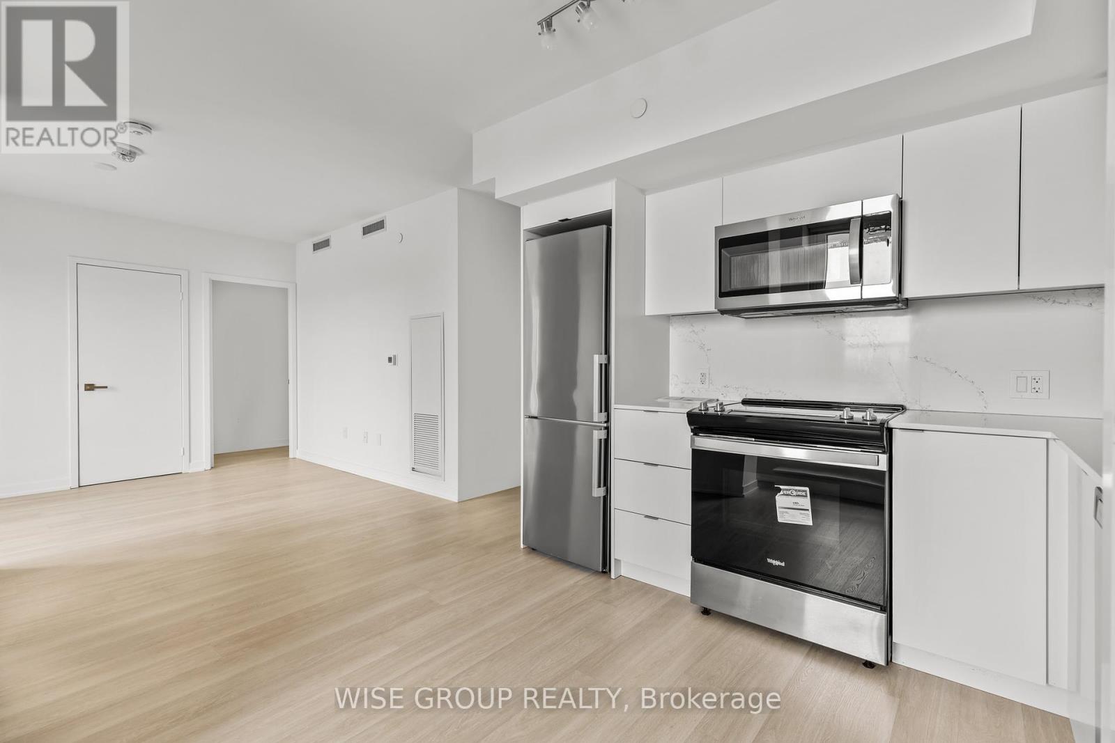 Photo 20 of 607 500 Wilson Avenue, Toronto ON
