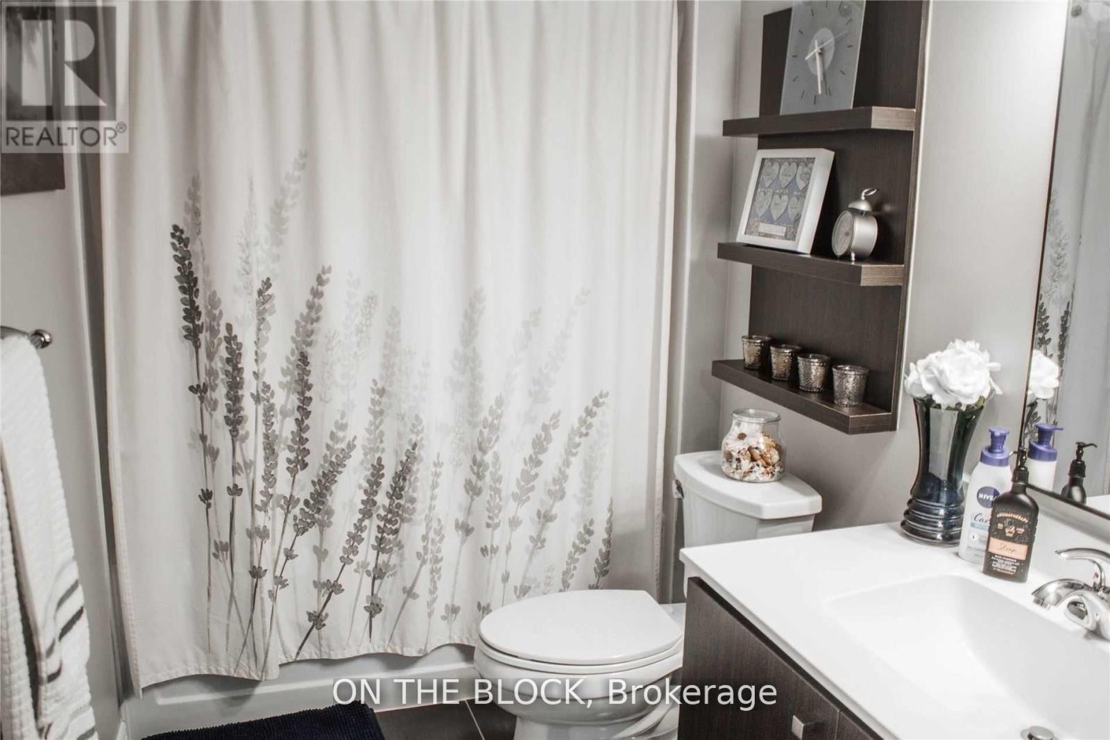 Photo 2 of 2306 2015 Sheppard Avenue E, Toronto ON