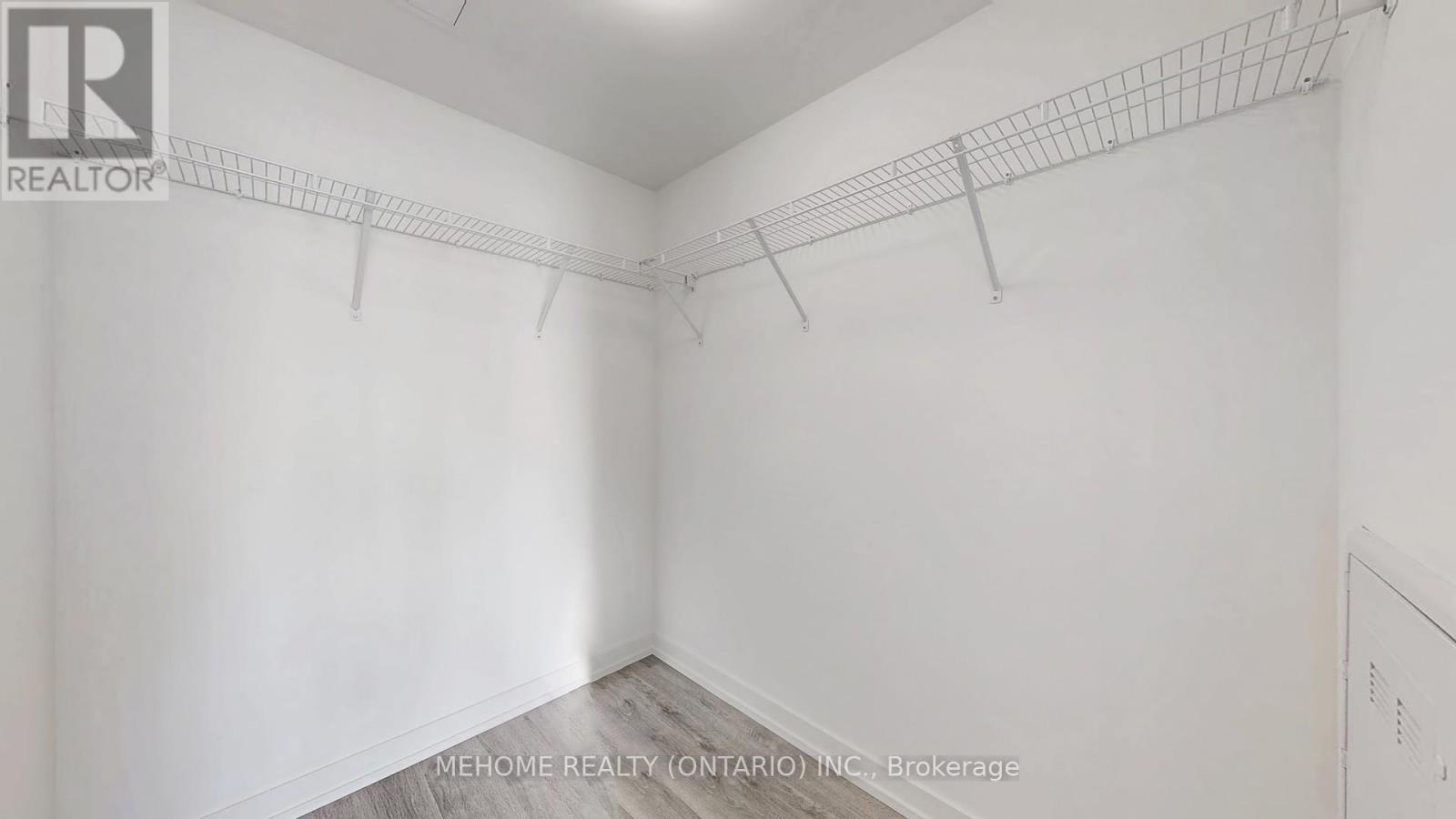 Photo 35 of 7309 138 Downes Street, Toronto ON