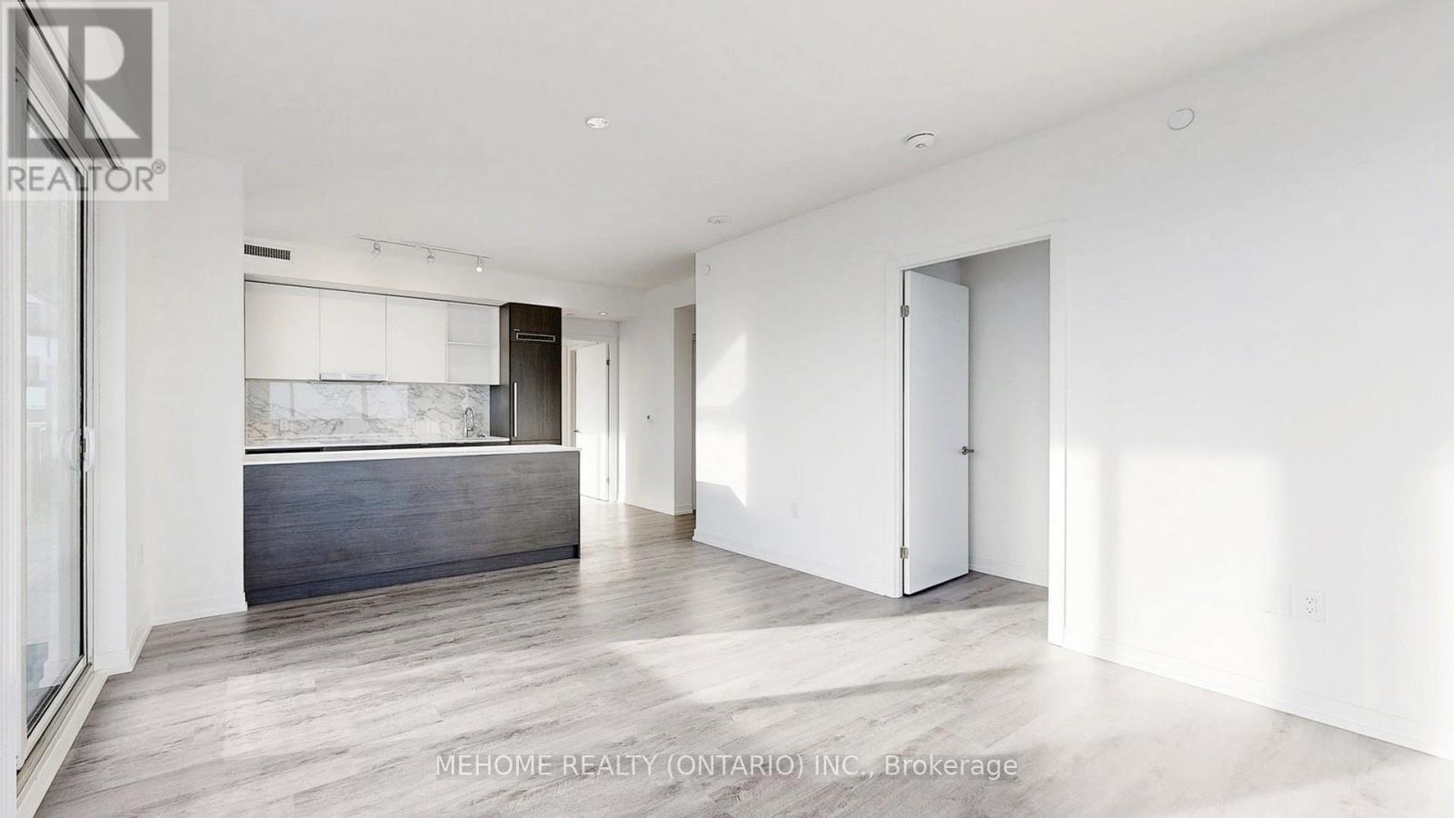 Photo 32 of 7309 138 Downes Street, Toronto ON